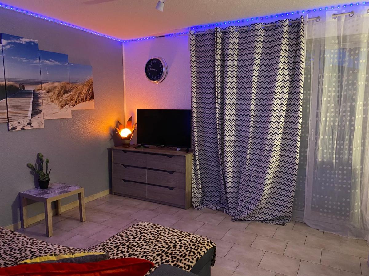 T2 Rdc A Canet En Roussillon Europa 4 Pers ,Piscine,Clim, Tennis, Parking المظهر الخارجي الصورة